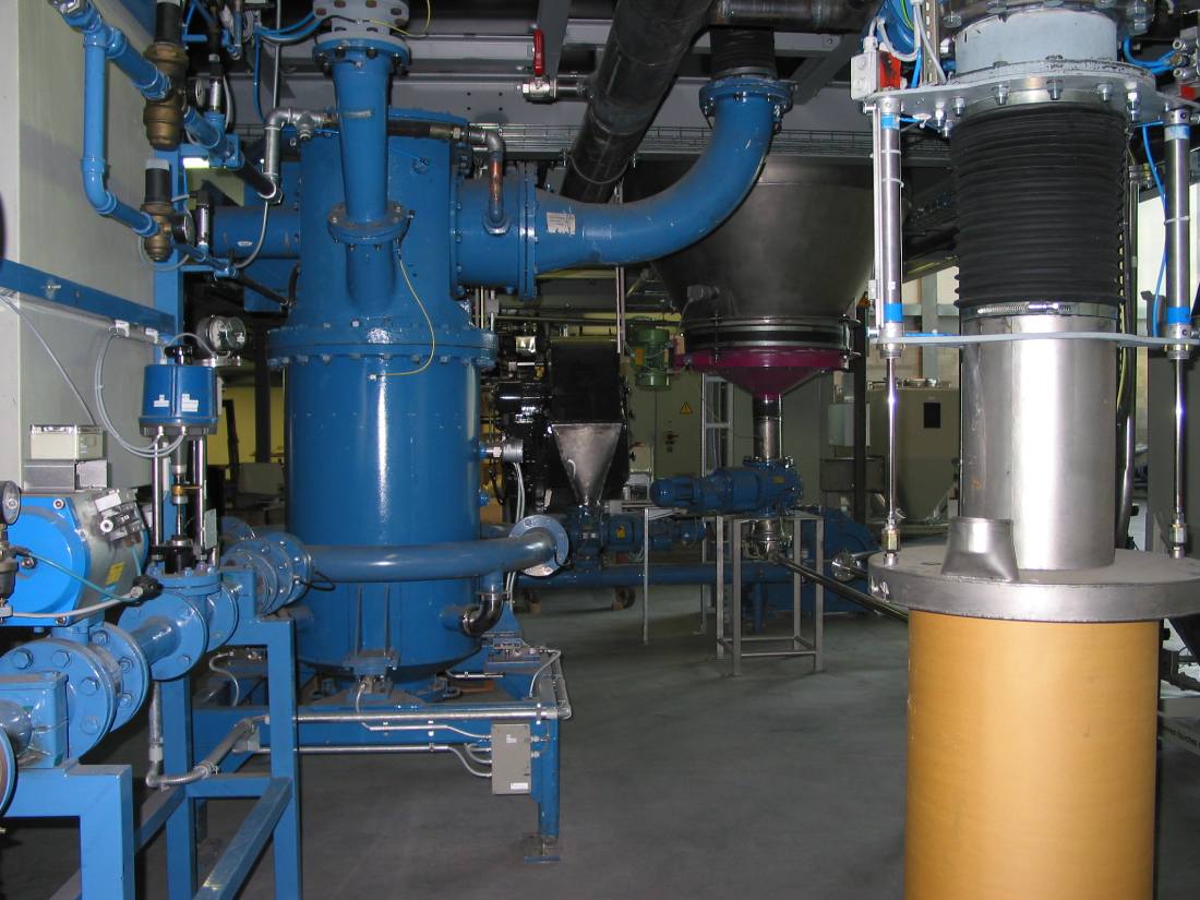 Luftstrahlmühle in der Produktion bei INTEGRAL